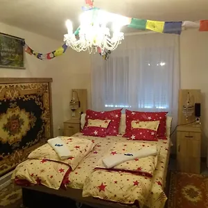 Deluxe Eger